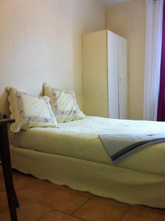 Hipotel Paris Bordeaux Menilmontant Oda fotoğraf