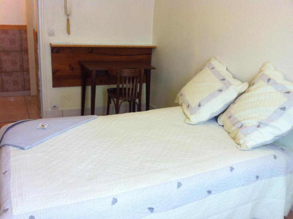 Hipotel Paris Bordeaux Menilmontant Oda fotoğraf